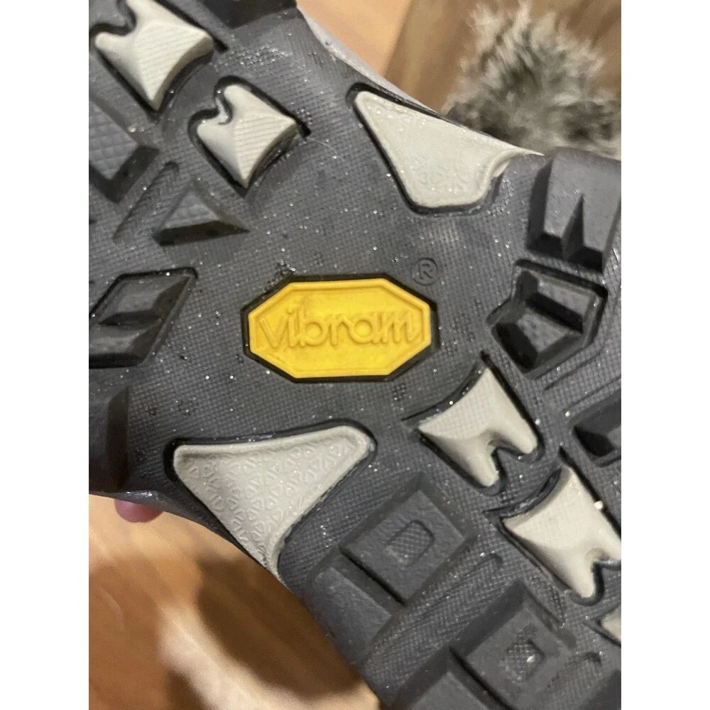 Eddie Bauer Black Vibram Insulated Fur Trim Mid Calf Winter Boots Womens Sz 9.5